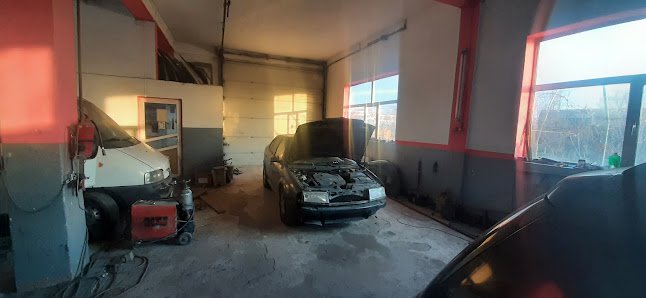 AF1QipM3zS4YY0QfzyUG_ZohnFBr9oA8e1AxuX_4eUCww646-h298-k-no