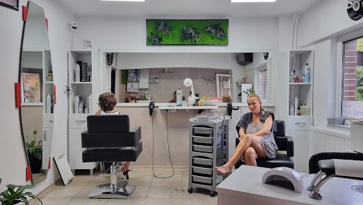 AF1QipMWoiXSMQP5e66sWIDJT_1AVEat06prBkY4tZ0kw529-h298-k-no