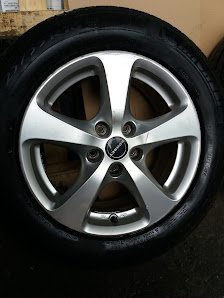 AF1QipOIJUJOrXzDcy-h3kRU40Qevnbl16CEVv2ZXCT3w224-h298-k-no