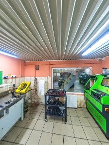 AF1QipP-JeC6QmSQzXg9PlY-_OCmLcuR9HEr6FmbKWDMw224-h298-k-no-pi-0-ya142