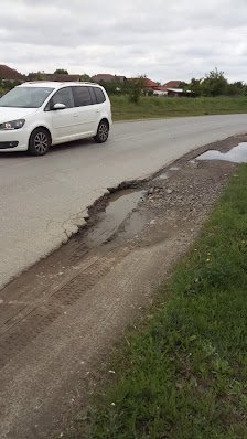 AF1QipP3UdCp-x9emJTmVmqmFTnn_zf1wpopU8UN0C8aw224-h398-k-no